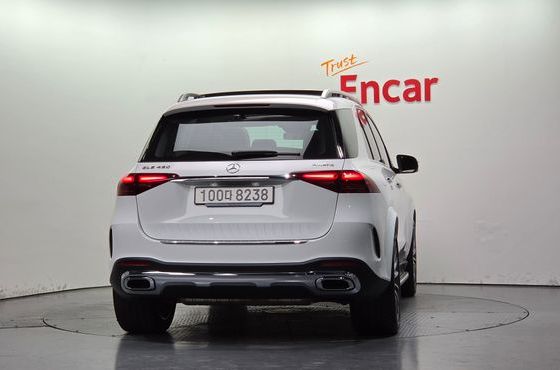Mercedes-Benz GLE-Class GLE450 4MATIC — пробег 27 657 км — фото 4 из 5