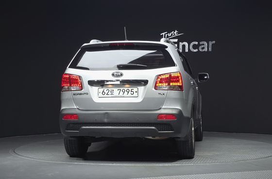 Kia Sorento Diesel 2.2 2WD TLX High-Deluxe — пробег 181 300 км — фото 4 из 5