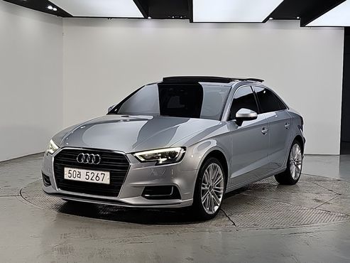 Audi A3 40 TFSI 8V — пробег 119 470 км — фото 1 из 5