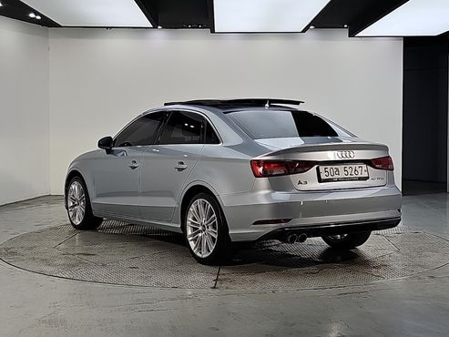 Audi A3 40 TFSI 8V — пробег 119 470 км — фото 3 из 5