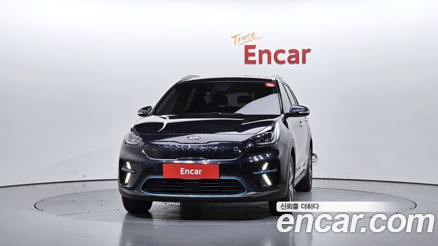 Kia Niro Noblesse — пробег 183 043 км — фото 3 из 5