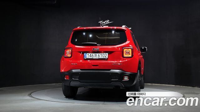 Jeep Renegade 1.3 Limited AWD — пробег 16 092 км — фото 4 из 5