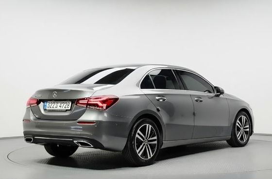 Mercedes-Benz A-Class A220 Sedan — пробег 13 987 км — фото 2 из 5