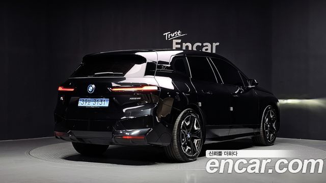 BMW iX xDrive50 Sports Plus — пробег 46 281 км — фото 2 из 5