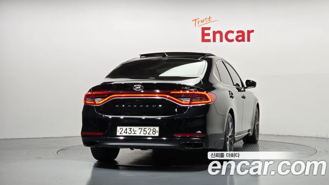 Hyundai Grandeur 2.2 Diesel Premium Special — пробег 134 849 км — фото 4 из 5