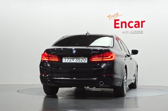 BMW 5-Series 530i xDrive Luxury Plus — пробег 122 710 км — фото 4 из 5
