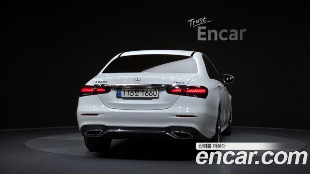 Mercedes-Benz E-Class E220d 4MATIC AMG Line — пробег 55 464 км — фото 4 из 5