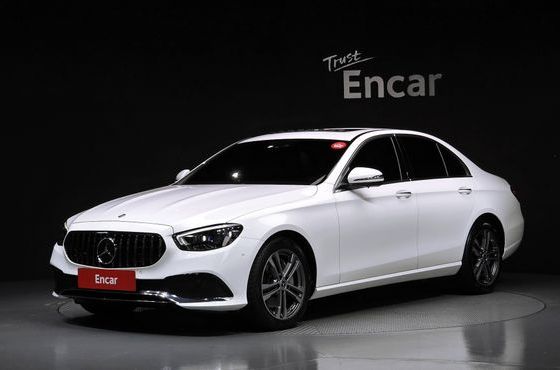 Mercedes-Benz E-Class E350 4MATIC Avantgarde — пробег 73 912 км — фото 1 из 5