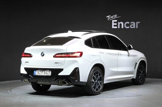 BMW X4 xDrive20i xLine — пробег 74 209 км — фото 2 из 5