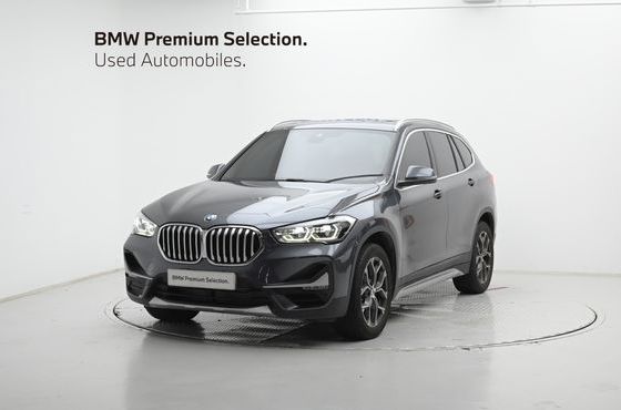 BMW X1 xDrive 20i xLine — пробег 52 302 км — фото 1 из 5