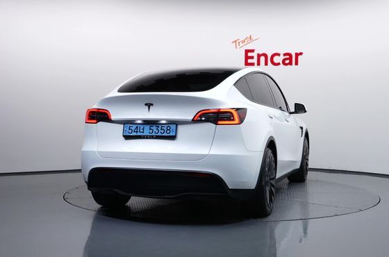 Tesla Model Y RWD — пробег 48 845 км — фото 4 из 5