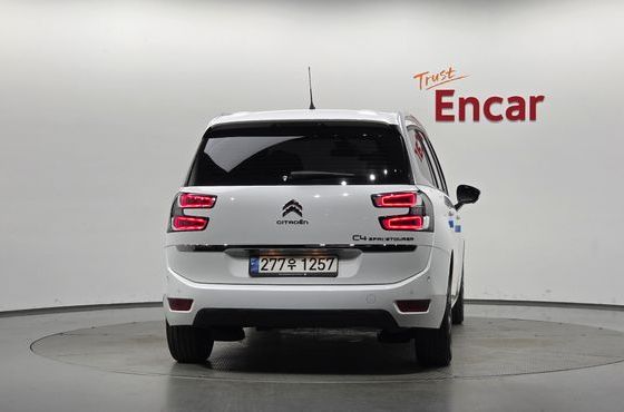 Citroen-DS C4 SpaceTourer 1.5 BlueHDi Shine Pack — пробег 30 424 км — фото 4 из 5