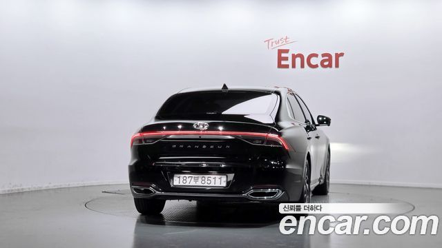 Hyundai Grandeur из Кореи Encar