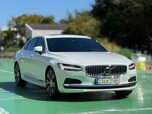Volvo S90 B6 AWD Ultimate Bright — пробег 32 450 км — фото 1 из 5