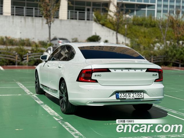 Volvo S90 B6 AWD Ultimate Bright — пробег 32 450 км — фото 2 из 5