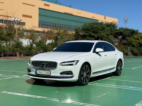 Volvo S90 B6 AWD Ultimate Bright — пробег 32 450 км — фото 3 из 5