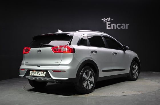 Kia Niro Noblesse — пробег 103 247 км — фото 2 из 5