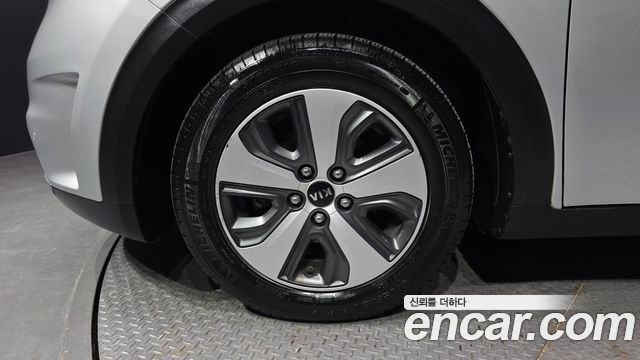 Kia Niro из Кореи Encar