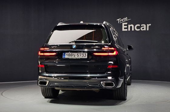 BMW X7 xDrive 40i M Sport 6STR — пробег 37 967 км — фото 4 из 5