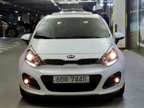 Kia pride 1.6 GDI Hatchback Prestige — пробег 66 345 км — фото 2 из 5