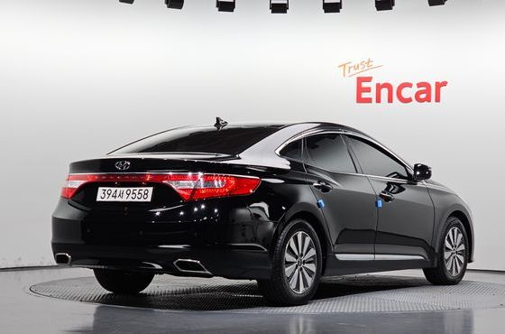 Hyundai Grandeur Premium — пробег 187 617 км — фото 2 из 5
