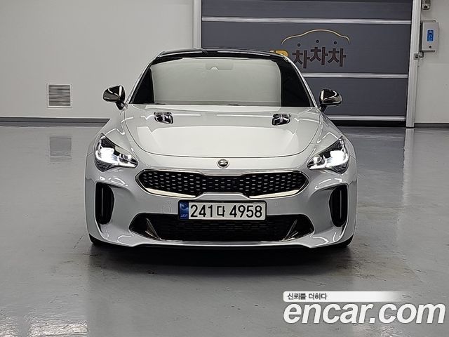 Kia Stinger 3.3 Turbo AWD GT — пробег 142 001 км — фото 2 из 5