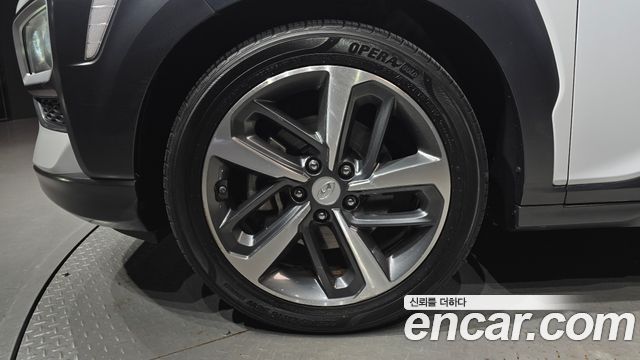 Hyundai Kona из Кореи Encar