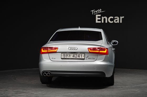 Audi A6 2.0 TDI Dynamic C7 — пробег 146 560 км — фото 4 из 5