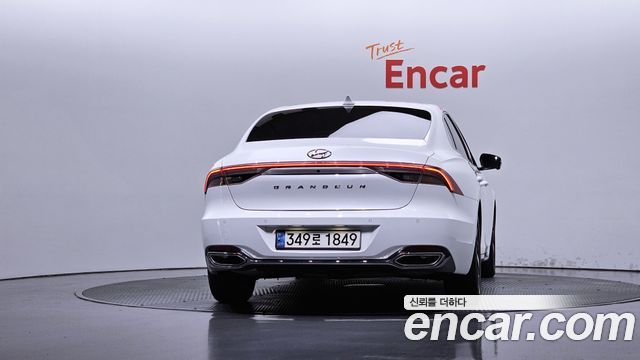 Hyundai Grandeur из Кореи Encar