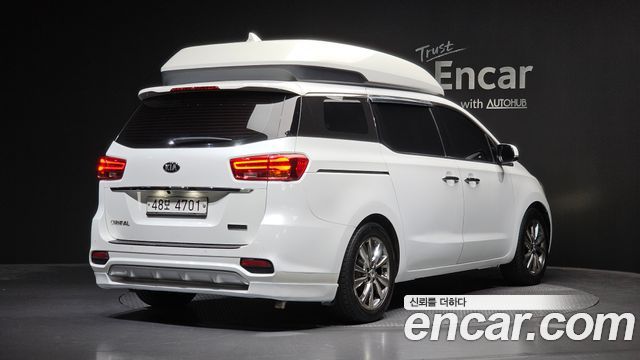 Kia Carnival из Кореи Encar