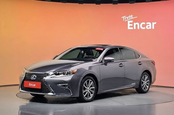 Lexus ES premium XV60 — пробег 36 000 км — фото 1 из 5