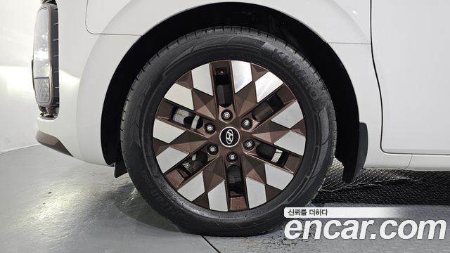 Hyundai Staria из Кореи Encar