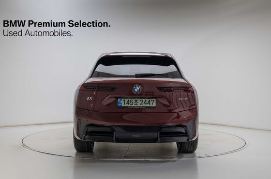 BMW iX xDrive45 M Sport — пробег 5 898 км — фото 4 из 5