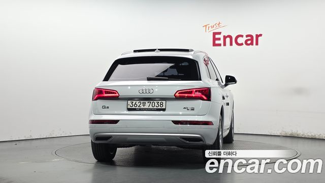 Audi Q5 40 TDI Quattro Premium — пробег 55 236 км — фото 4 из 5