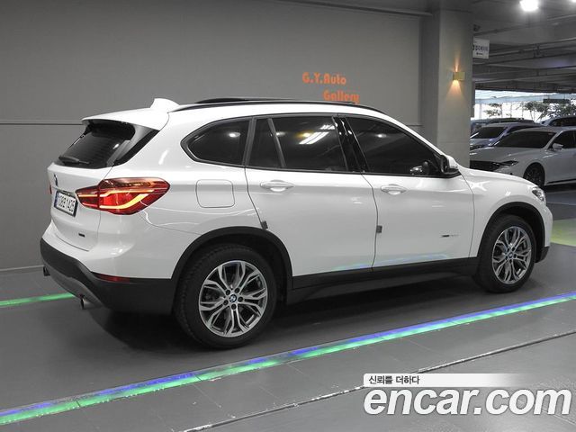BMW X1 xDrive 20d — пробег 90 922 км — фото 3 из 5