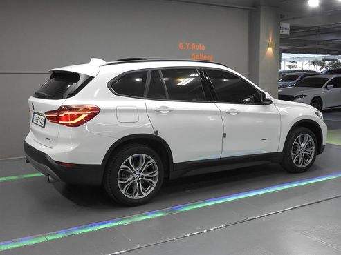 BMW X1 xDrive 20d — пробег 90 922 км — фото 3 из 5