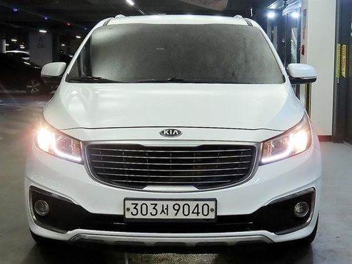 Kia Carnival 9-seater Luxury — пробег 249 061 км — фото 3 из 5