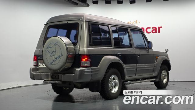 Hyundai Galloper 9-Seater V6 LPG — пробег 244 228 км — фото 2 из 5