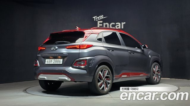 Hyundai Kona 1.6 Turbo 2WD Iron Man Edition — пробег 45 498 км — фото 2 из 5