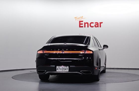 Lincoln MKZ Hybrid 2nd — пробег 88 083 км — фото 4 из 5