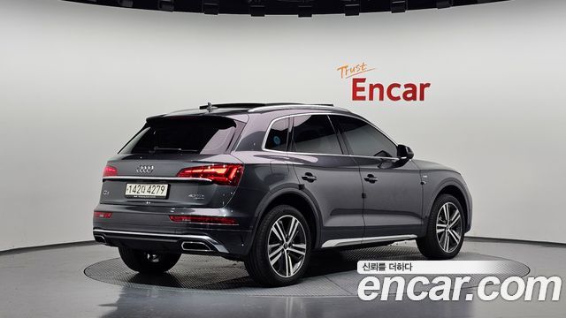 Audi Q5 40 TDI Quattro Premium — пробег 107 930 км — фото 2 из 5
