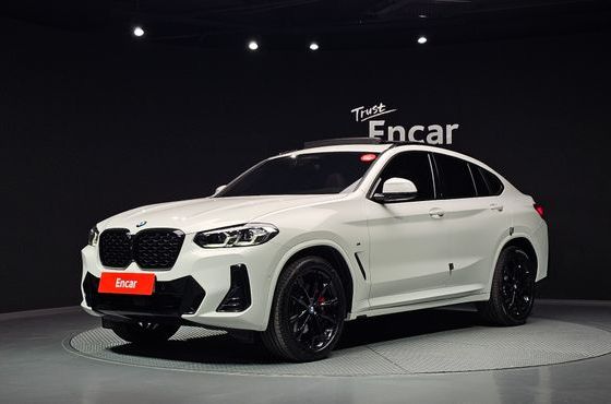 BMW X4 xDrive20i M Sport Pro Special Edition — пробег 9 327 км — фото 1 из 5