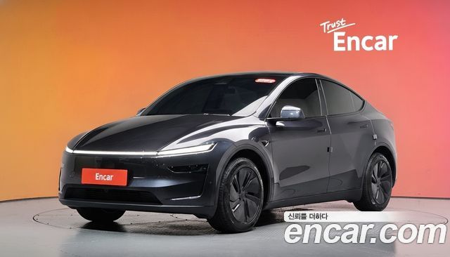 Tesla Model Y RWD — пробег 35 531 км — фото 1 из 5