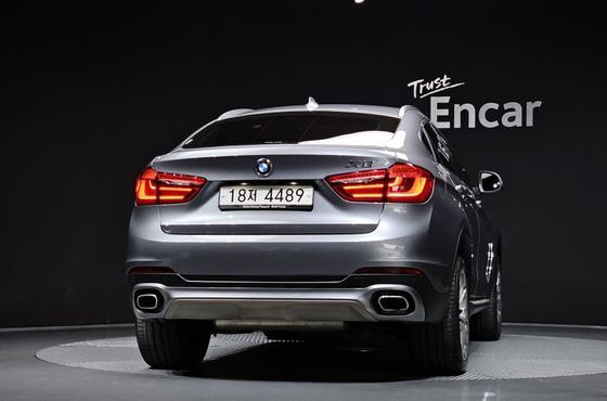 BMW X6 xDrive 30d — пробег 52 865 км — фото 4 из 5