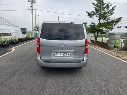 Hyundai Starex 5-Seater VAN CVX Premium — пробег 93 025 км — фото 4 из 5