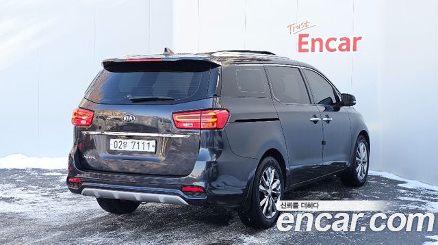 Kia Carnival 9-Seater Noblesse Special — пробег 118 739 км — фото 2 из 5