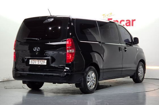 Hyundai Starex Van 5-Seater Smart — пробег 116 162 км — фото 2 из 5