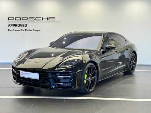 Porsche Panamera 2.9 AWD E-Hybrid — пробег 154 км — фото 1 из 5