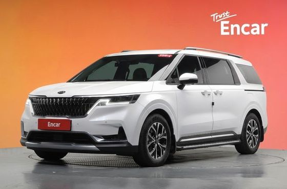 Kia Carnival Gasoline 9-Seater Signature — пробег 32 801 км — фото 1 из 5