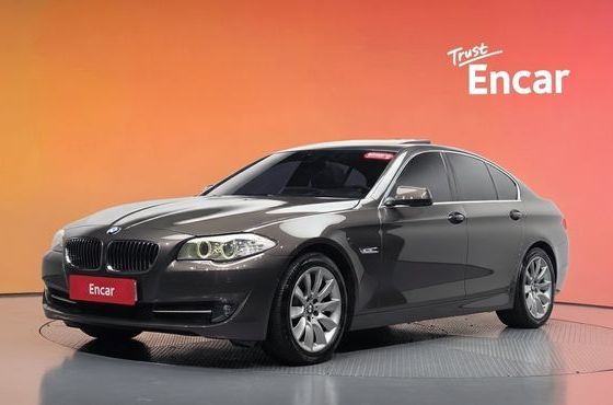 BMW 5-Series 528i xDrive — пробег 167 102 км — фото 1 из 5